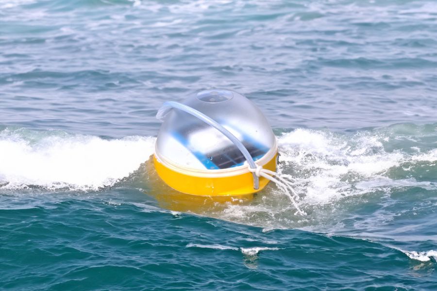 ‘Upcycling the Oceans’ adopts Satlink technology to combat floating marine debris in protected areas of the Spanish coast